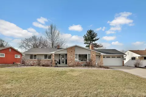 2312 Mayfair Ave, White Bear Lake, MN 55110