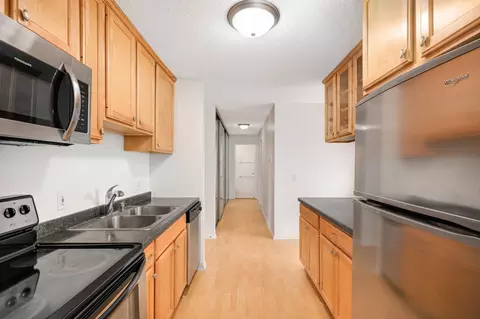 Entry Way - 4110 Rahn Rd #210, Eagan, MN 55122 photo 1 of 1