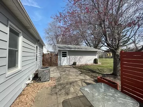 Exterior - 1804 1st Ave NE, Austin, MN 55912 photo 7 of 11