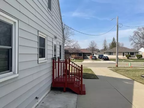 Exterior - 1804 1st Ave NE, Austin, MN 55912 photo 9 of 11