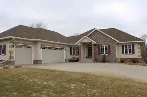 4241 Rue De Frenchman NE, Alexandria, MN 56308