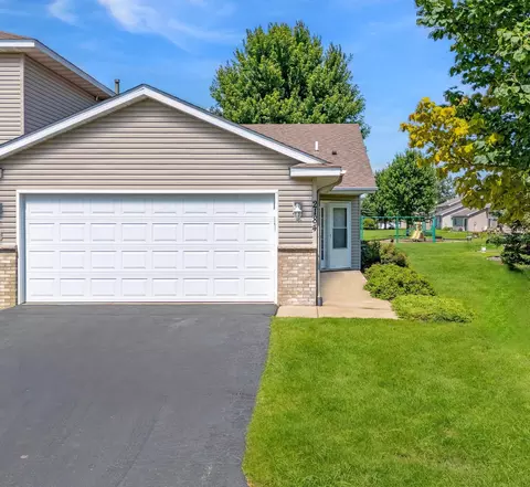 2184 Cleveland Way S, Cambridge, MN 55008