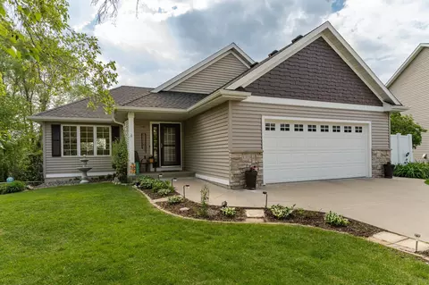 1313 Century Point Ln NE, Rochester, MN 55906