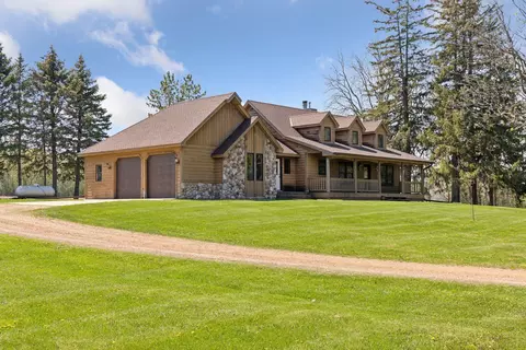 11125 Salem Ave, Young America, MN 55397