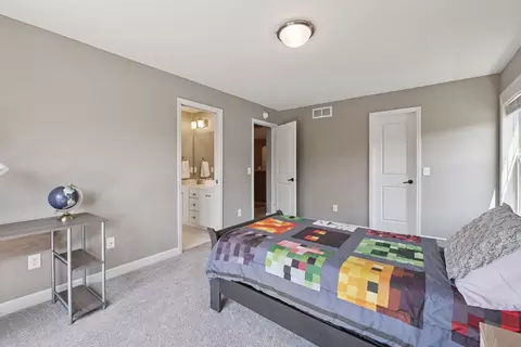 3600 Strawberry Ln, Excelsior, MN 55331 photo 16