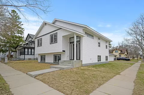 84 Hatch Ave W, Saint Paul, MN 55117
