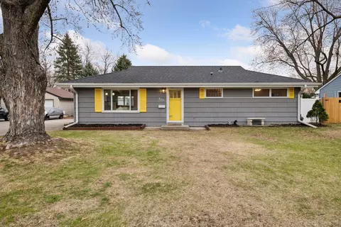 8127 Clinton Ave S, Bloomington, MN 55420