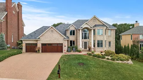 7410 Bush Lake Dr, Bloomington, MN 55438