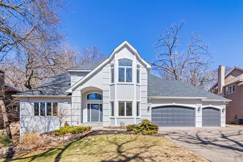 69 Locust St, Mahtomedi, MN 55115