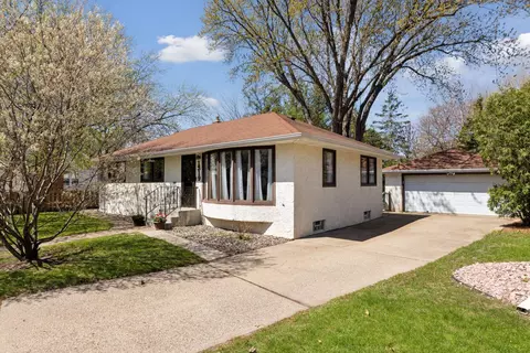 1319 Galvin Ave, West Saint Paul, MN 55118