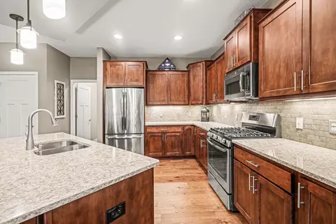 Kitchen - 63 E Canyon Dr, Hudson, WI 54016 photo 3 of 3