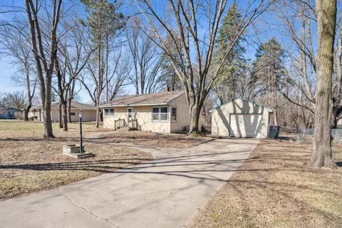 7850 Groveland Rd, Mounds View, MN 55112