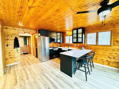 Kitchen - 41820 Bald Eagle Dr, Bigfork, MN 56628 photo 2 of 7
