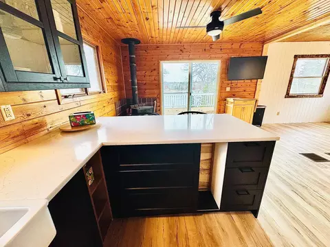 Kitchen - 41820 Bald Eagle Dr, Bigfork, MN 56628 photo 7 of 7