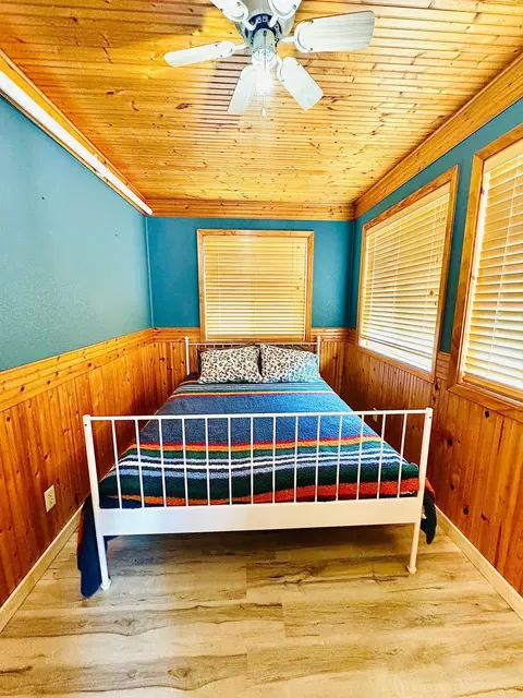 Bedroom - 41820 Bald Eagle Dr, Bigfork, MN 56628 photo 1 of 2