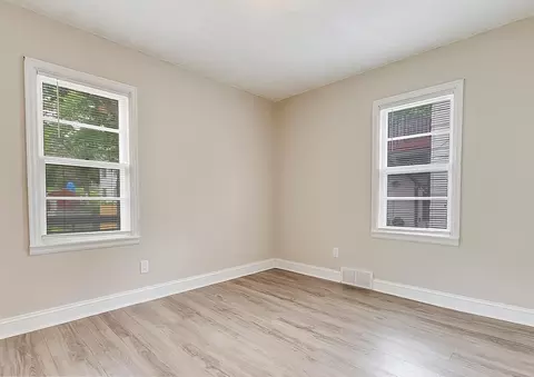 423 1st St NW, Faribault, MN 55021 photo 22