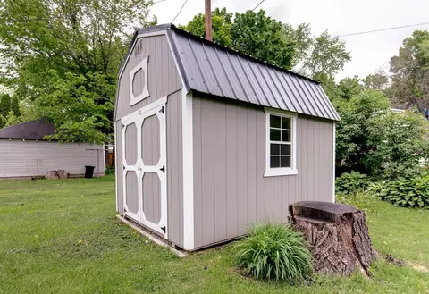 423 1st St NW, Faribault, MN 55021 photo 3