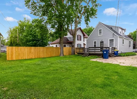 423 1st St NW, Faribault, MN 55021 photo 35
