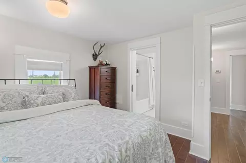 Bedroom - 9730 177th Ave SE, Fairmount, ND 58030 photo 4 of 9