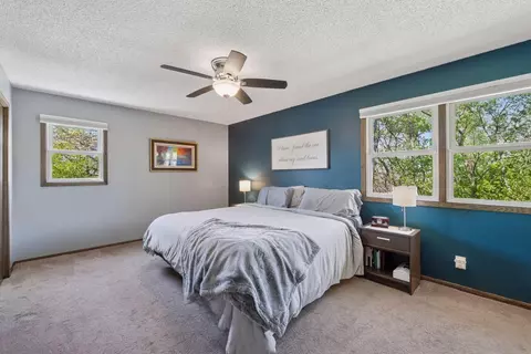 4346 Metcalf Dr, Eagan, MN 55122 photo 16