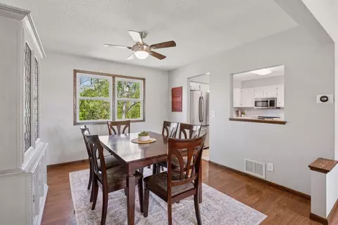 4346 Metcalf Dr, Eagan, MN 55122 photo 10