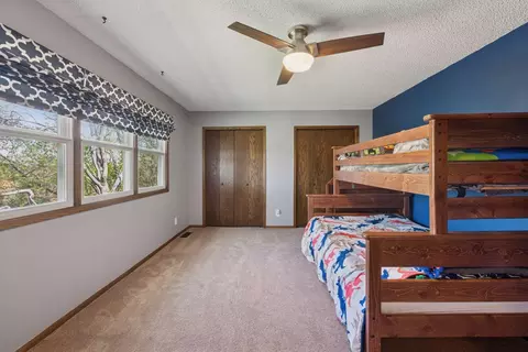 4346 Metcalf Dr, Eagan, MN 55122 photo 18