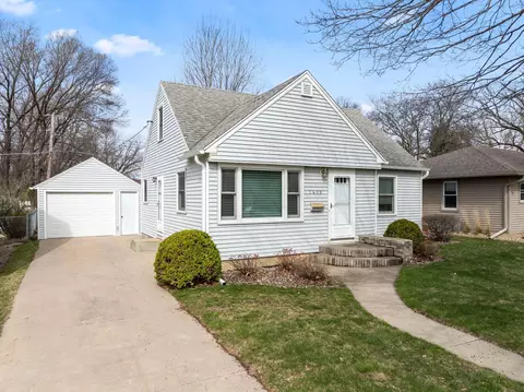 1409 8th Ave NE, Rochester, MN 55906