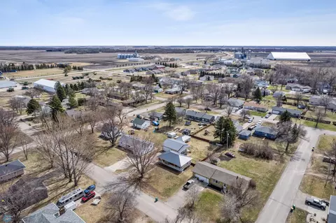 260 Maple St, Kindred, ND 58051 photo 43