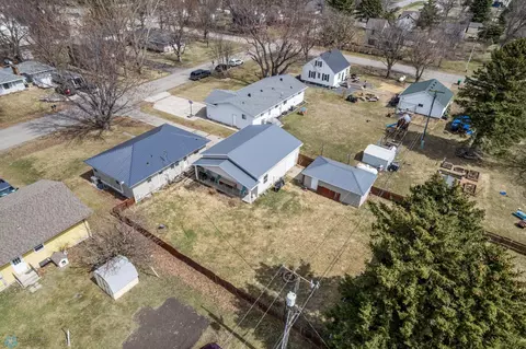 260 Maple St, Kindred, ND 58051 photo 42