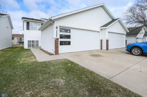 3535 31st St S, Fargo, ND 58104