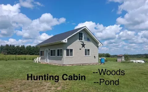 27048 Hawthorn Rd N, Hinckley, MN 55037