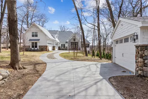 95 Birch Bluff Rd, Excelsior, MN 55331 photo 2