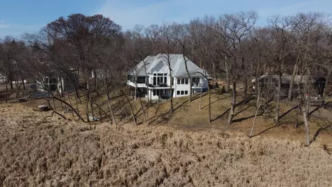 95 Birch Bluff Rd, Excelsior, MN 55331 photo 4