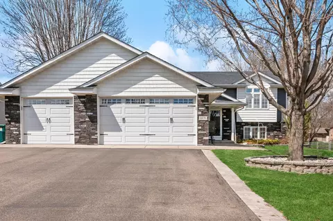10176 Pleasure Creek Pkwy W, Blaine, MN 55434