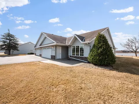 410 Voyager Dr, Alexandria, MN 56308