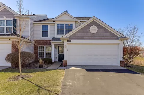 4820 149th St N #5, Hugo, MN 55038