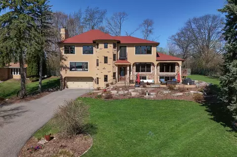 30 Willow Woods Dr, Tonka Bay, MN 55331