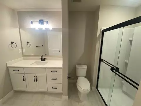 Bath - 7416 Elm Ln, Corcoran, MN 55340 photo 3 of 3