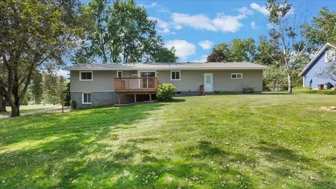 Exterior - 2520 Cooper Ave S, Saint Cloud, MN 56301 photo 10 of 13