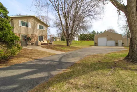 Exterior - 2520 Cooper Ave S, Saint Cloud, MN 56301 photo 4 of 13