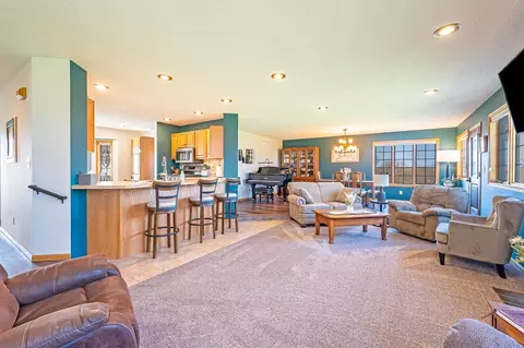 1220 June Ct, Windom, MN 56101 photo 16