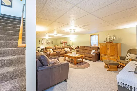 1220 June Ct, Windom, MN 56101 photo 35