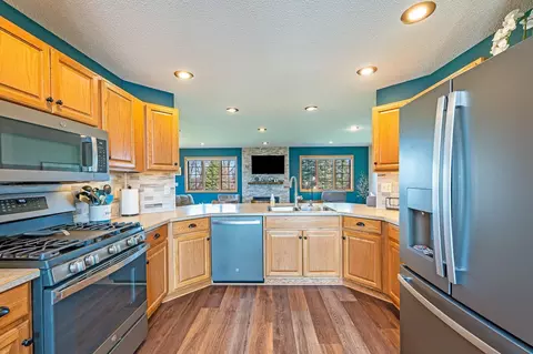 1220 June Ct, Windom, MN 56101 photo 14