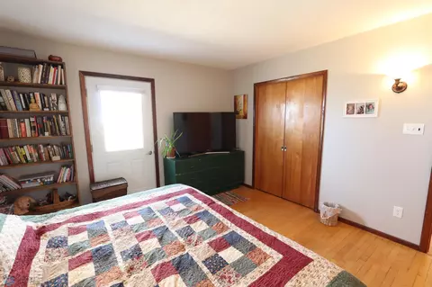 Bedroom - 101 E Mckenzie Ave, Strathcona, MN 56759 photo 4 of 4