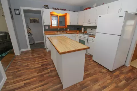 Kitchen - 1800 State Highway 27 E, Osakis, MN 56360 photo 1 of 3