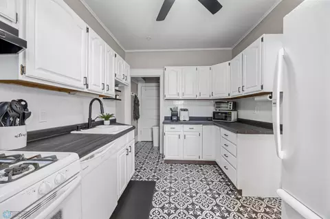 Kitchen - 1107 2nd Ave S, Fargo, ND 58103 photo 3 of 4