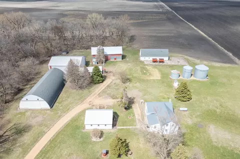 54688 246th St, Winthrop, MN 55396