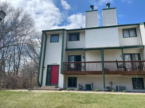 11372 Jay St NW, Coon Rapids, MN 55433