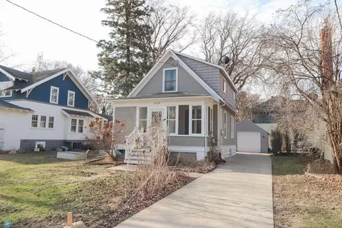 Exterior - 620 13 Ave S, Fargo, ND 58103 photo 2 of 4
