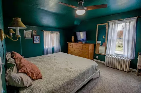Bedroom - 620 13 Ave S, Fargo, ND 58103 photo 2 of 2